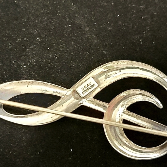Vintage BEAU Sterling Treble Clef Brooch Pin - Picture 3 of 3